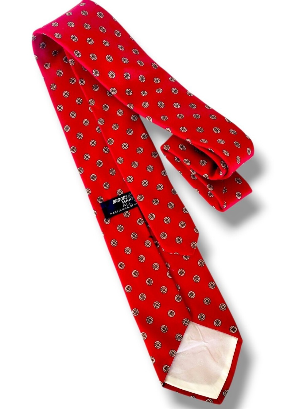 Brooks Brothers Makers & Mechants Red Tie Floral Pattern 100% Silk Made In USA